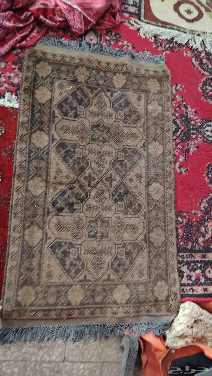 سجاد يدوي وقماش مالنوادر للمهتمين 3