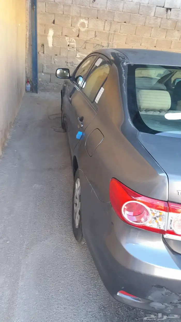 Toyota corolla 2013 3