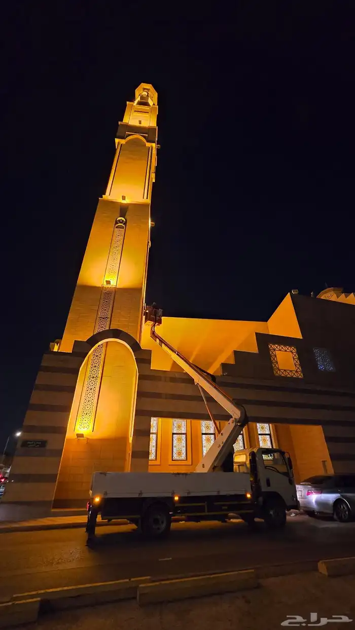 دينة برافعة 23