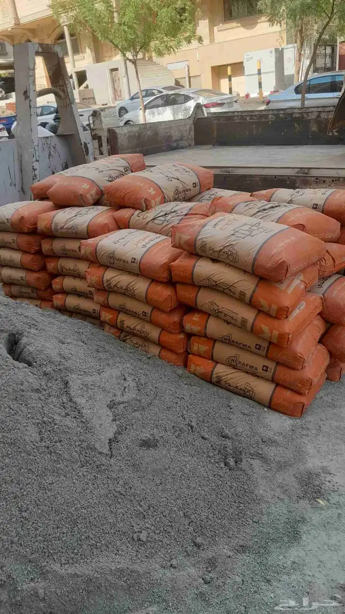 تريله بطحاء رياض تيماء شرطة وجميع البطحاء و الاسمنت 2
