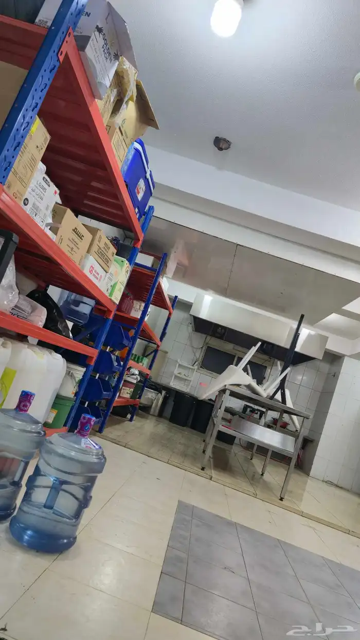 بيع محل شاورما شغال .سيهات 5