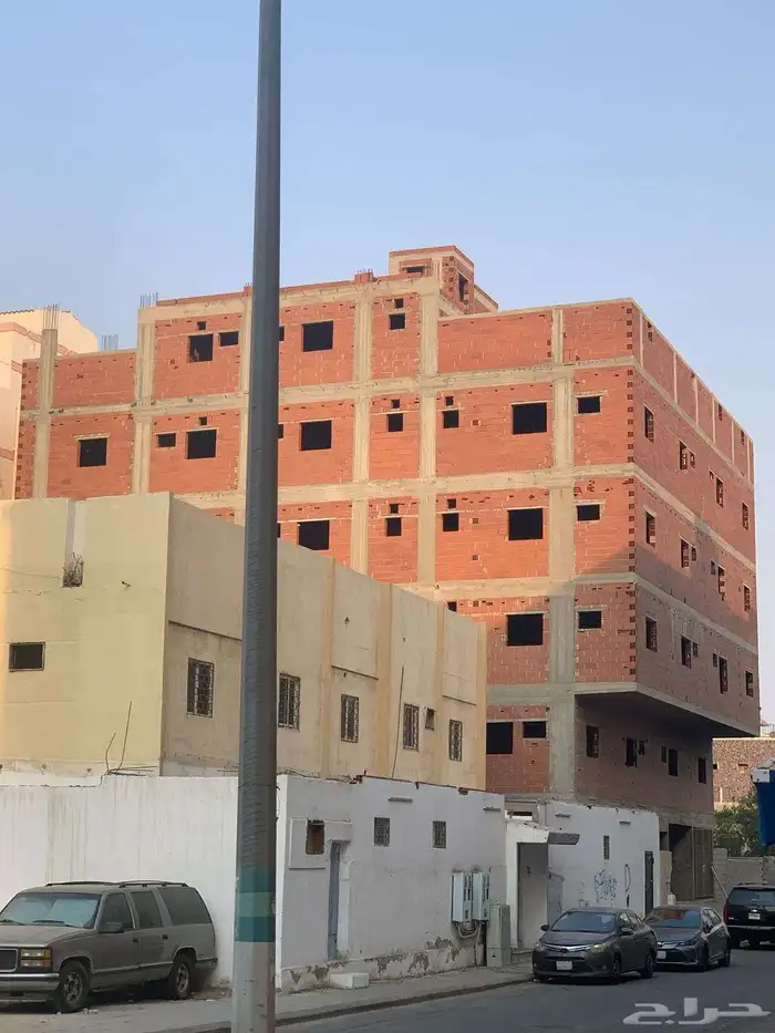عماره عضم في الستين 0