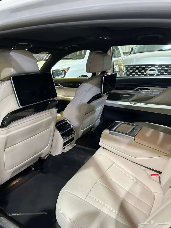 BMW 730 Li M kit 2020 الفئه السابعه عدد 70 الف كيلو 8