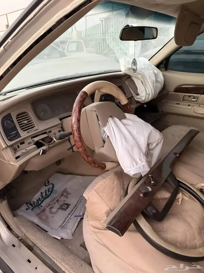 فورد ماركيز 2006 1