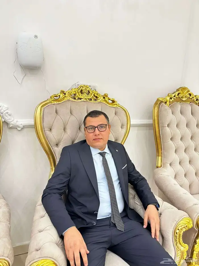 معلم رياضيات وعلوم متوسط وابتدائي ومعلم فيزياء وكيمياء ث 0