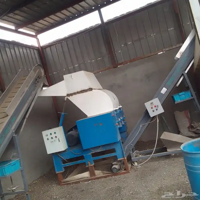 جاروشة بلاستك وشريدرات وسيور واغراض أخرى 0