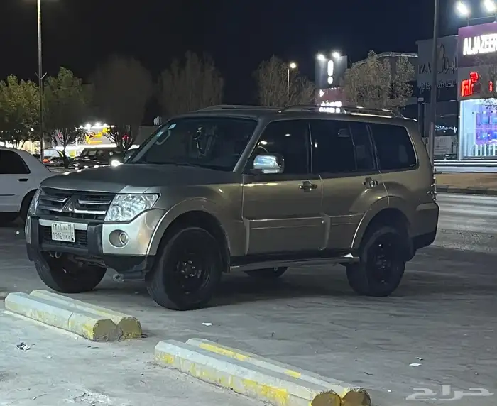 جيب مستوبيشي باجيروا 2008 0