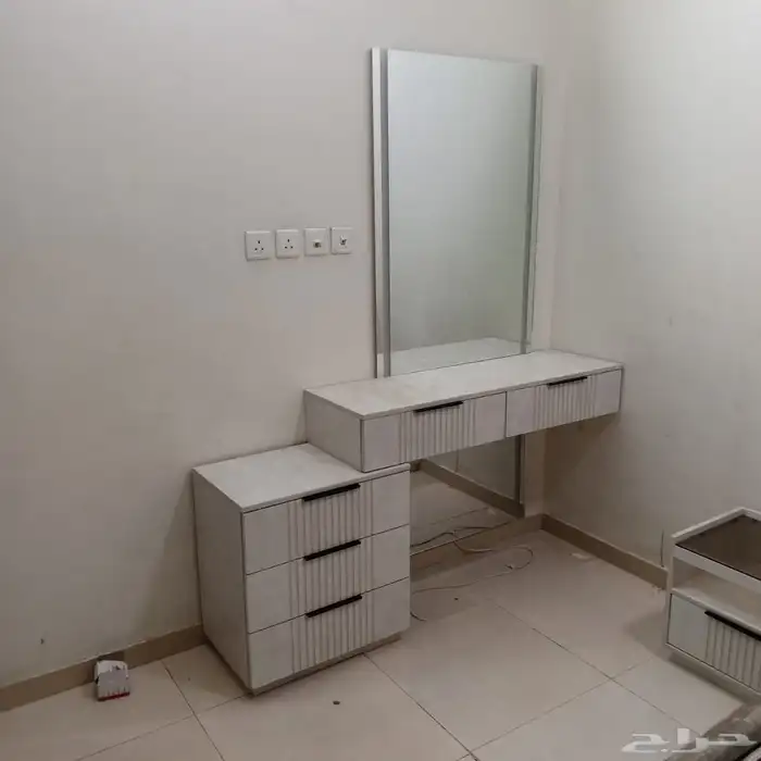 تفصيل على حسب الطلبك خزائن اثاث 48