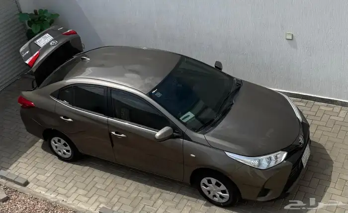 سيارة يارس 3