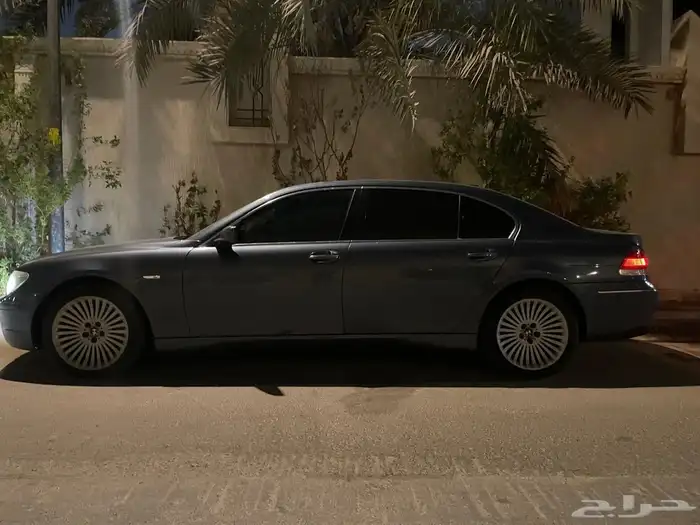 بي ام دبليو 740 Li اند فيجول مع لوحة 8