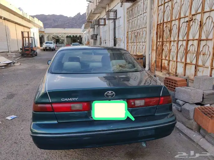 للبيع كامري موديل98 نظيفة جدا تويوتا كامري1998 السيار 0