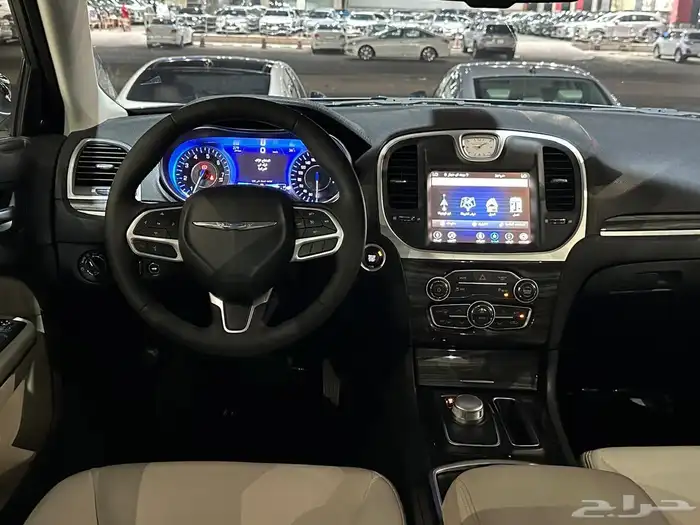 كرايسلر 2022 C300 ليمتد شبه الجديد 7