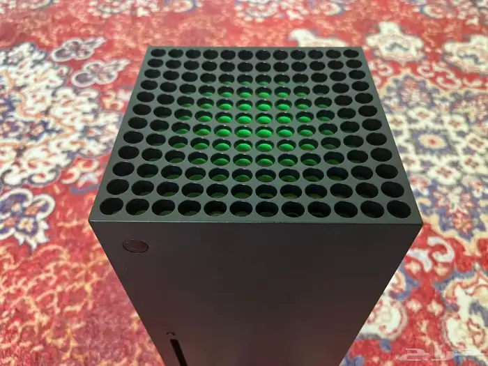 اكس بوكس سيريس اكس للبيع الجهاز نضيف استخدام قليل 2