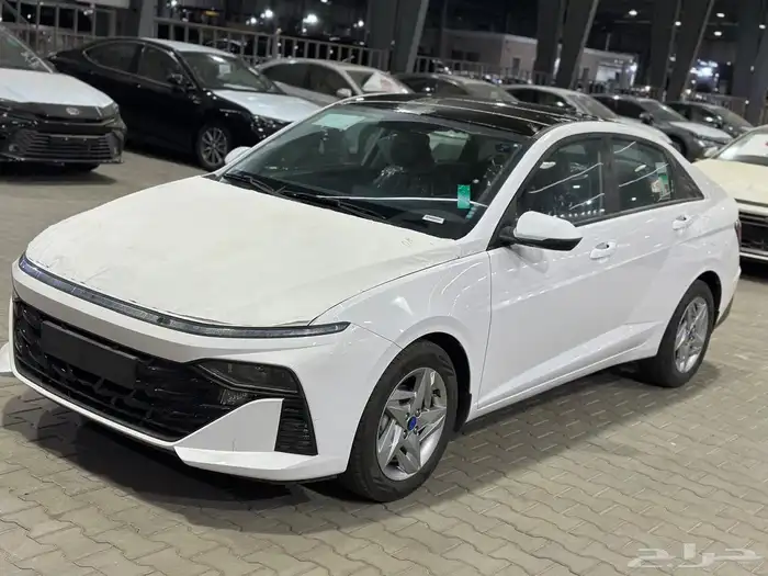 هونداي أكسنت سمارت 1.5 سقف أسود موديل 2025 سعودي 0