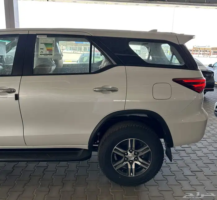 تويوتا فورتشنر بدون دبل 2025 - FORTUNER GX2 4x2 6