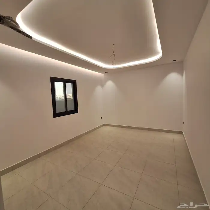 شقق فاخرة للتمليك جاهز افراغ فوري حي الصفاءظهيرت شارع التحلي 13