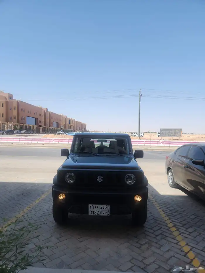 للبيع سوزوكي جمني 2025 GLX شبه جديدة 9