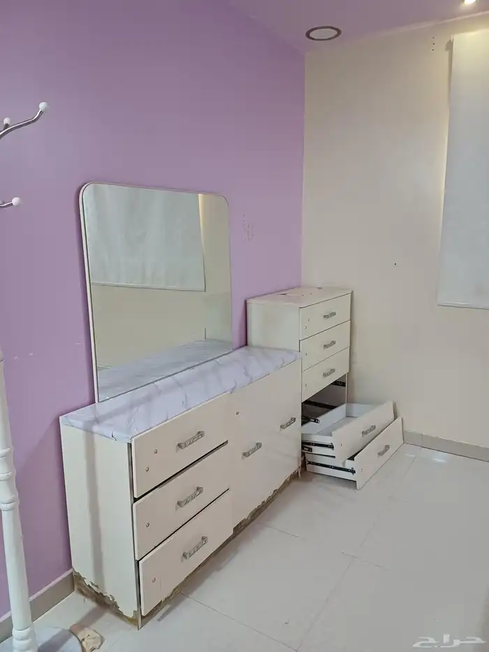 غرفة نوم مستخدمه 2