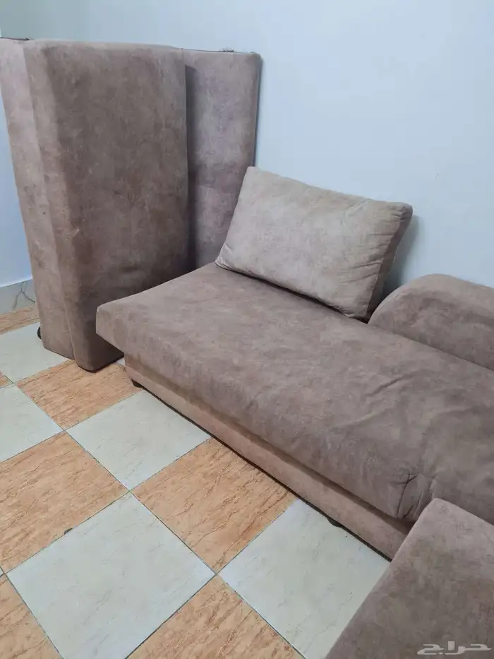 جلسة صالة كما موضح في الصورة 300 ريال 1