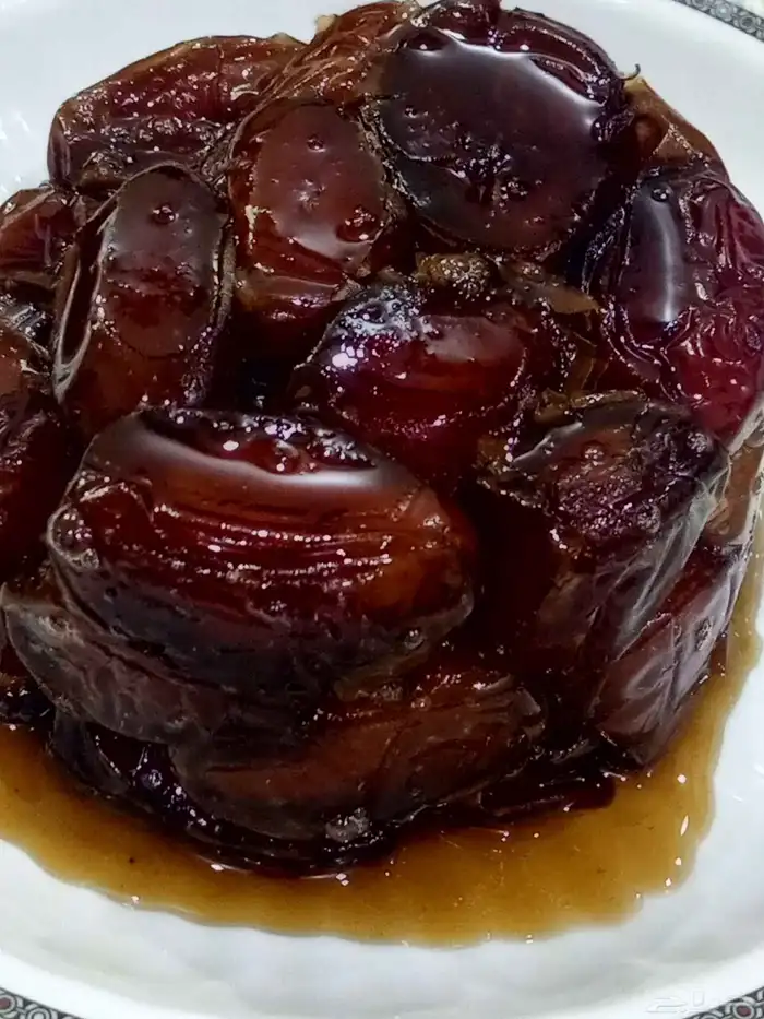 تمر صفري علب فول حجم كبير 5  للجمله 2