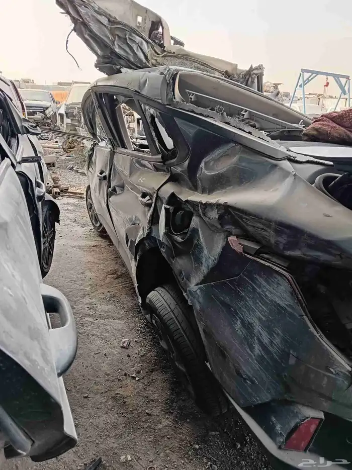 K3 قطع غيار سيارات تشليح قطع غيار فقطK3 4