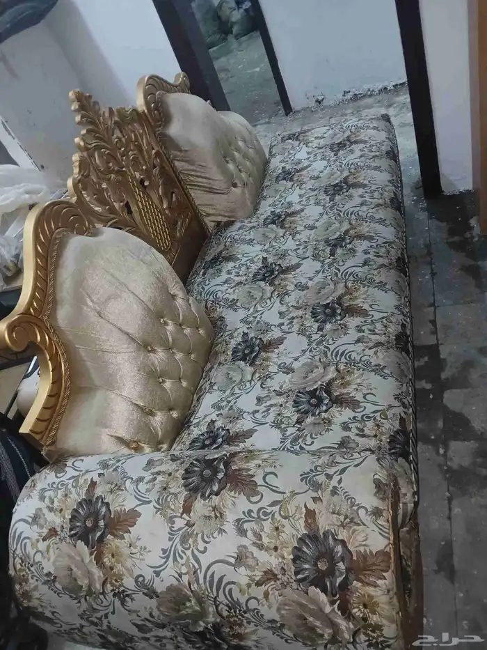 كنب يتكون من 7 قطع 3