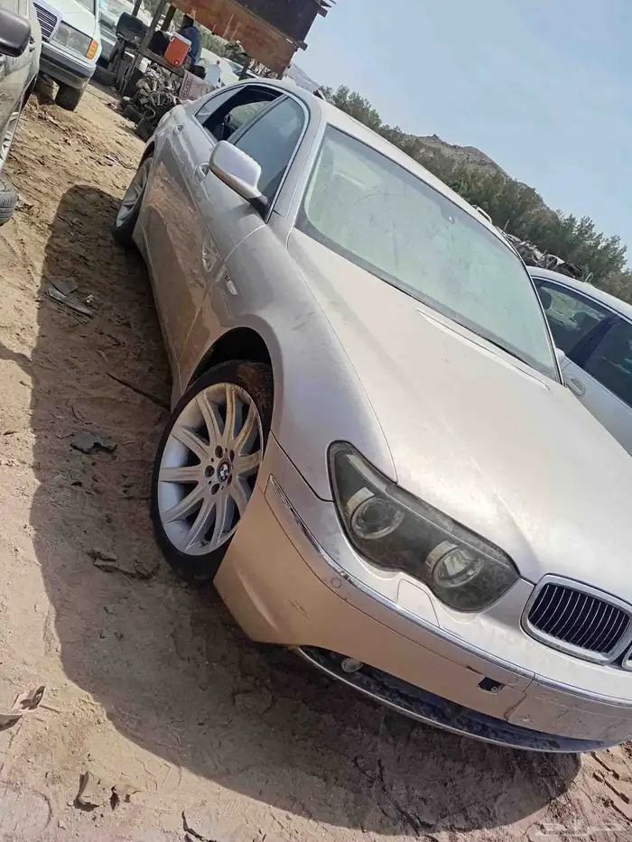 بي ام دبليو فئه 760Li موديل 2006 1