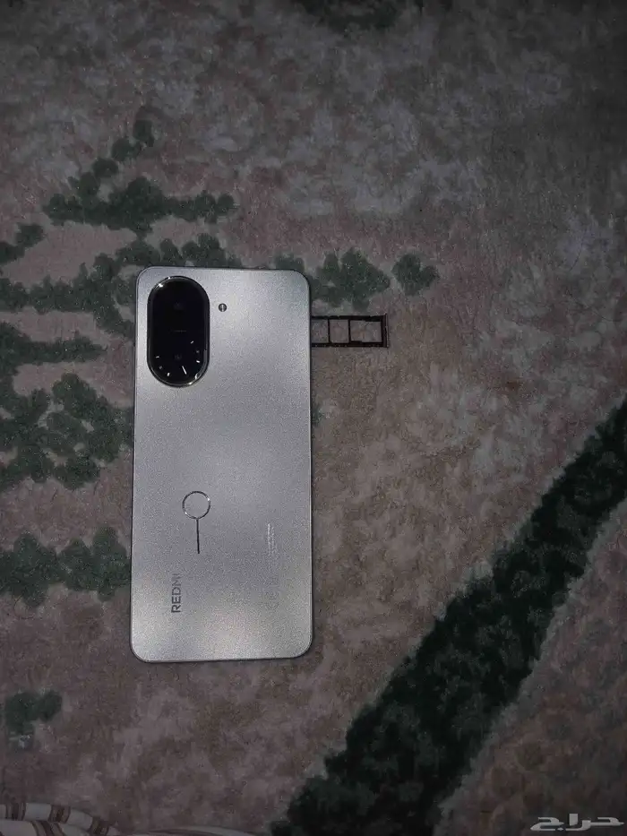 للبيع جوال redmi a5 مميز تقدر تحط شريحتين و ذاكره 1
