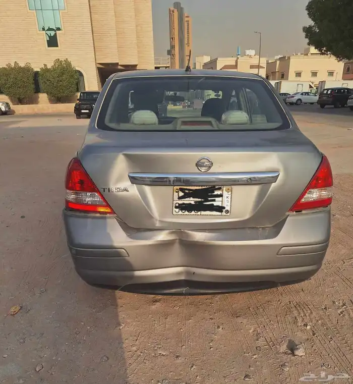 نيسان تيدا 2011 4
