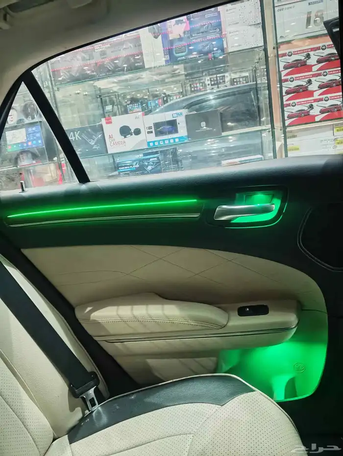 تركيب لد داخلي64 لون كليزرر C300موديل 2018حيكم الله 2