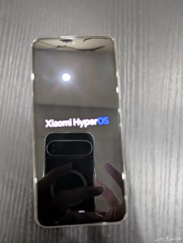 شاومي 13فلاق شيب شبه جديد خالي من اي عيوب Xiaomi 13 flagship 5