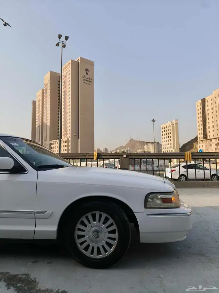 فورد ماركيز نضيف جدا2008 5