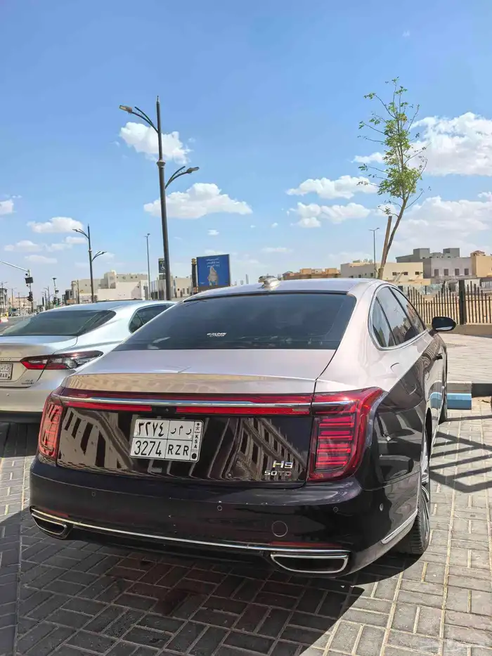 السيارة الرئاسية هونشي H9 موديل 2023 3