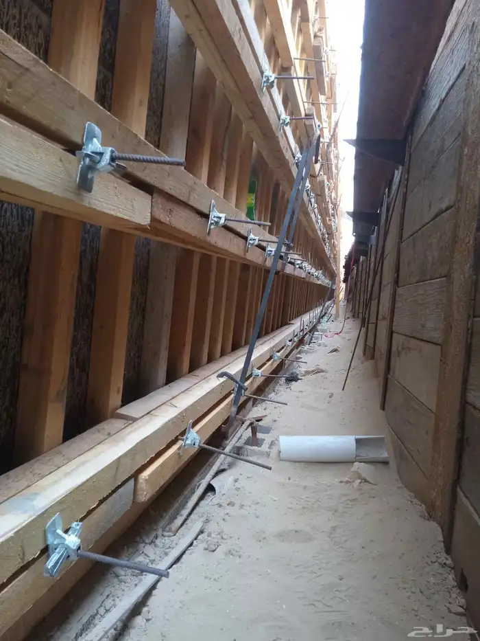 يوجدنجارين ومساعدين عرض خاص ال معام 170. المساعد 150 4