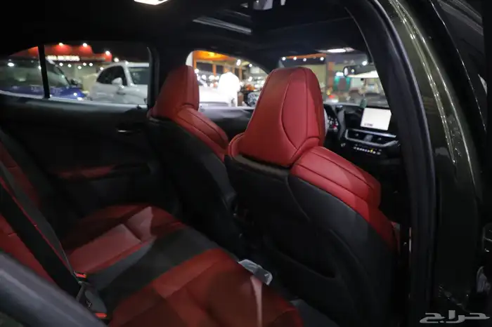 لكزسUX 200 FSPORT موديل 2023 11