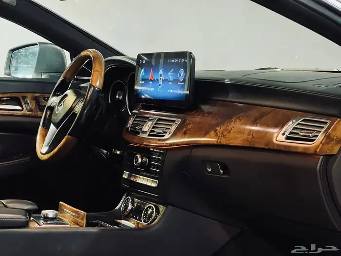 مرسيدس 2012 CLS500 v8 نظيف وبحاله ممتازه 10
