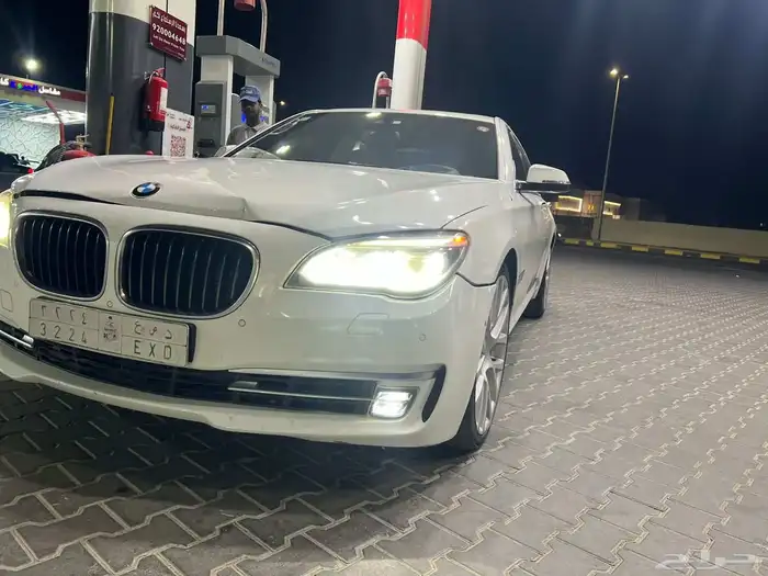 مصدوم BMW 750L 2014 2