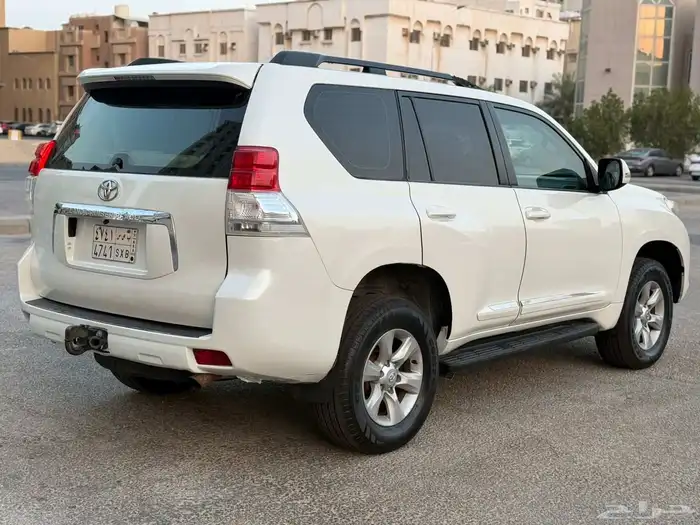 تويوتا برادو 2011Toyota Prado 10