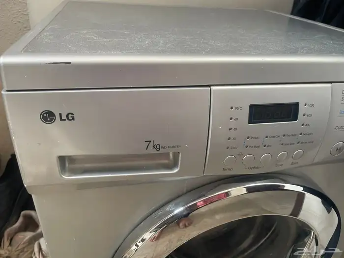 غسالة ونشافة ملابس LG 1