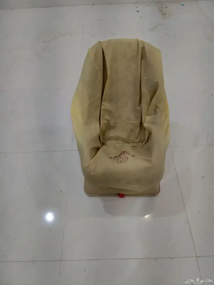 للبيع كرسي أطفال 0