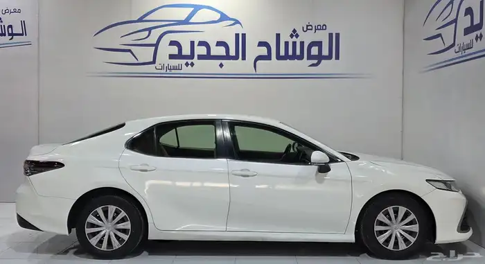 كامري LE استاندر 2021 4