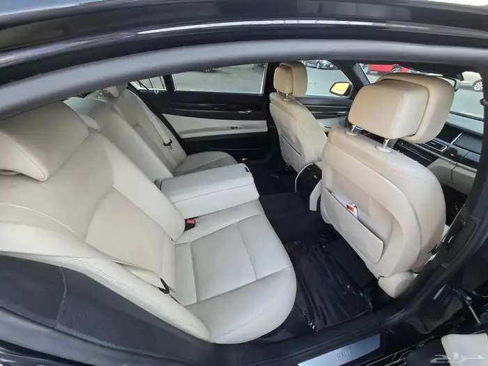 للبيع BMW 730 li 2015 8