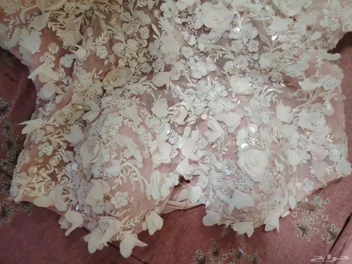فستان سهرة فخم ينفع لملكة او اخت عروس 4
