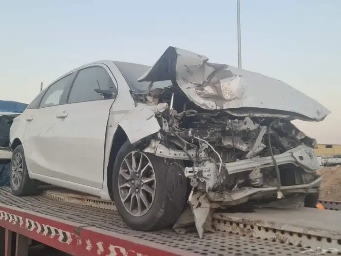 سيارات تشليح للبيع 2