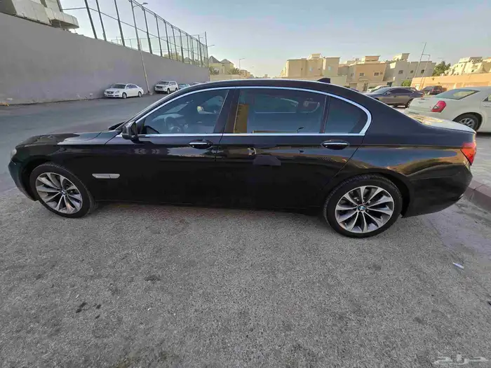 للبيع BMW 730 li 2015 21