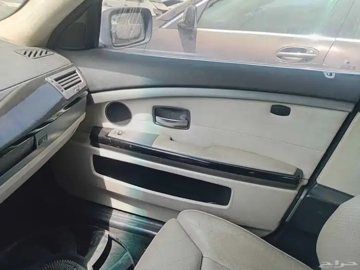 بي ام دبليو فئه 760Li موديل 2006 6