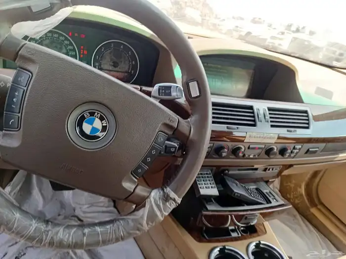 بي ام دبليو فئه 730Liموديل 2005 4