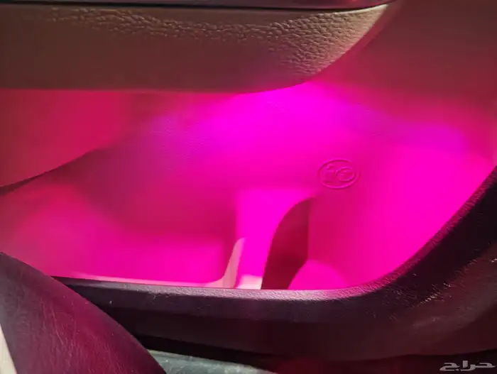 تركيب لد داخلي64 لون كليزرر C300موديل 2018حيكم الله 5