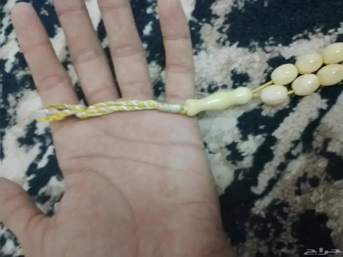مسبحة جميلة و قوية للبيع خامه ممتازة 0