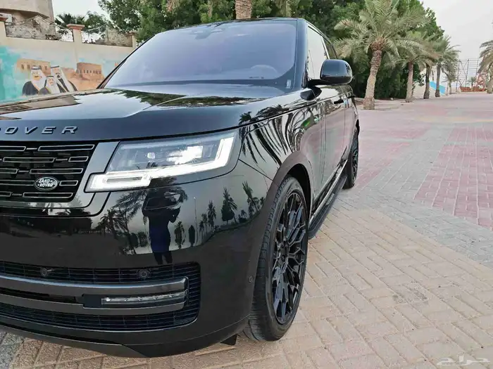 رنج روفر 2023 أسود 8 سلندر بحالة الوكالة 49